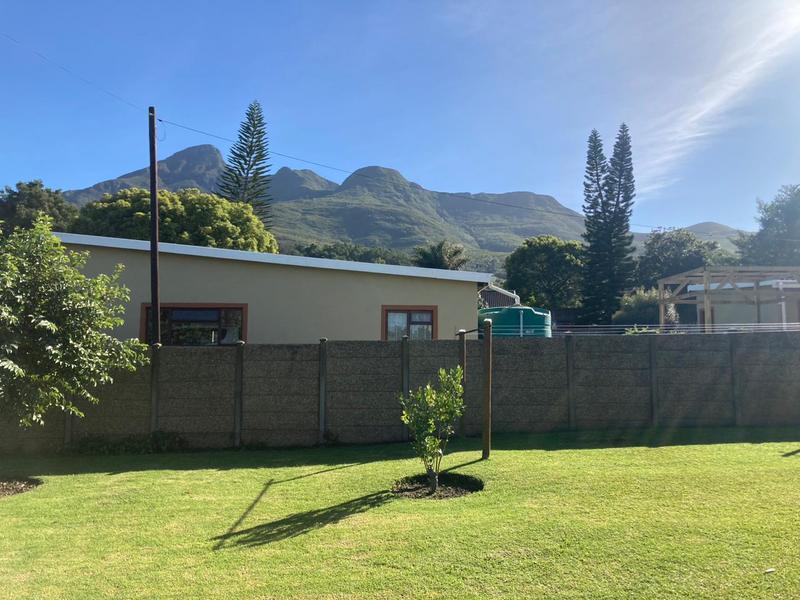 4 Bedroom Property for Sale in Denneoord Western Cape